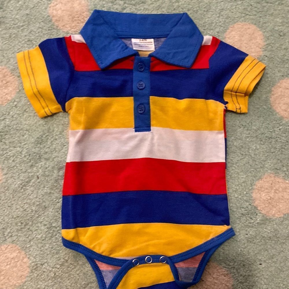 Striped NWOT collar bodysuit size 3-6 months